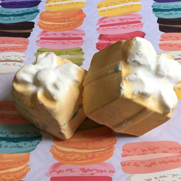 FREE w$25 purchase! Lush Golden Wonder Bomb new! - Picture 4 of 8